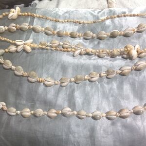 Trio Shell Necklace ( GREAT FOR VACATION ON THE BEACH)